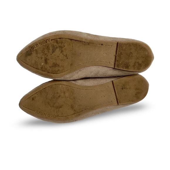 Old Navy Faux Suede Pointy Ballet Flats - Picture 8 of 9